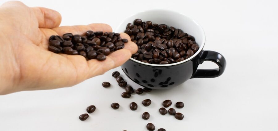 Photo "The secrets of decaffeinated coffee: How to satisfy your coffee craving without stimulants"