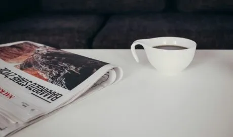 Photo morning coffee news experts data