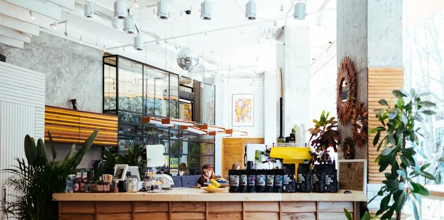 Photo coffee shops city transformation mistakes